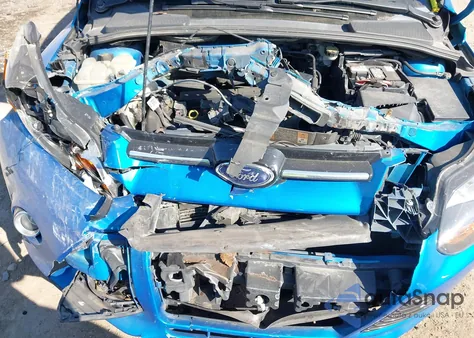 2014 Ford Focus Titanium из США, поврежденный, VIN 1FADP3N28EL280626